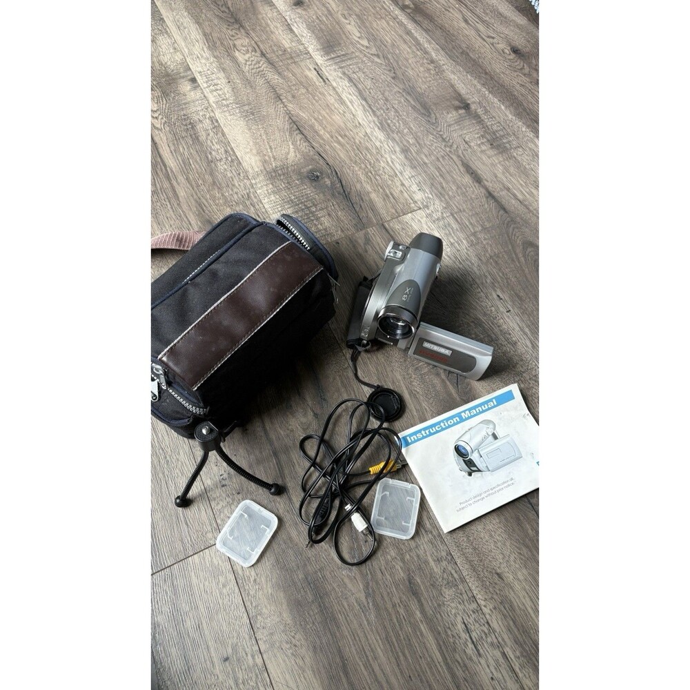 MITSUBA 12 Mega Pixels Dv9002–Gun, Bag, Tripod,cables. No Battery Pack